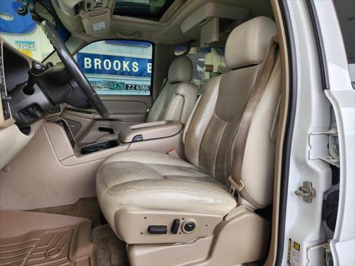 2004 Chevrolet Suburban 1500 Z71
