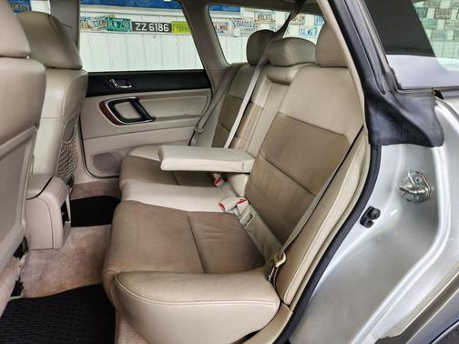 2006 Subaru Outback 3.0 R