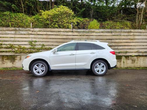 White Diamond Pearl 2015 Acura RDX Technology Package