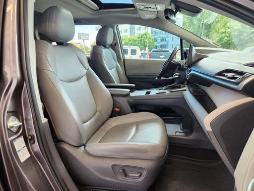 2021 Toyota Sienna XLE 7 Passenger