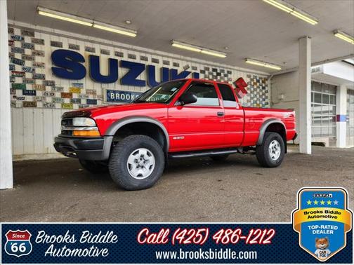 2003 Chevrolet S-10 Base
