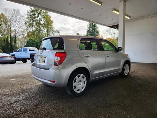 2010 Scion xD