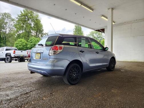 2006 Toyota Matrix Base