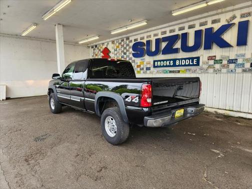 2004 Chevrolet Silverado 2500 LS H/D Extended Cab