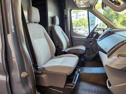 2019 Ford Transit-250 Base