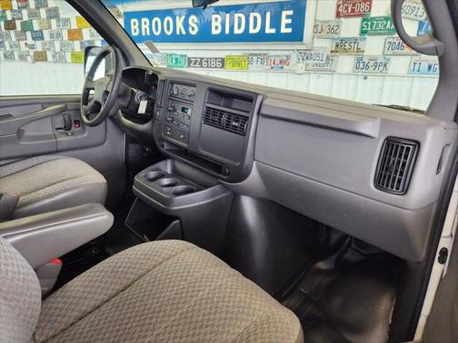 2005 Chevrolet Express 3500 Base