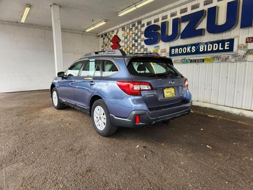 2018 Subaru Outback 2.5i