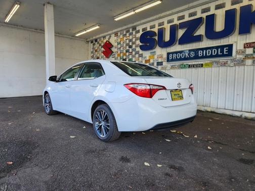Super White 2016 Toyota Corolla L