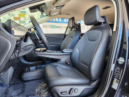 2022 Kia EV6 Light