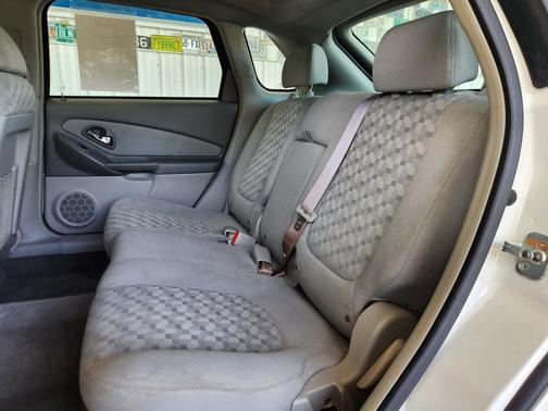 2005 Chevrolet Malibu Maxx LS