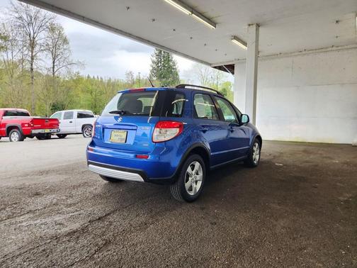 Brilliant Blue Metallic 2012 Suzuki SX4 Premium