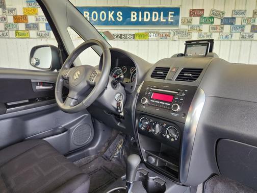 Brilliant Blue Metallic 2012 Suzuki SX4 Premium