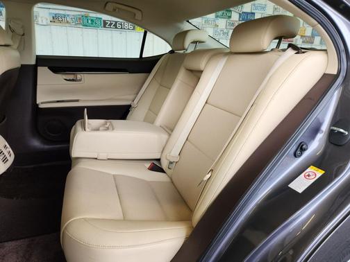 2016 Lexus ES 350 Base