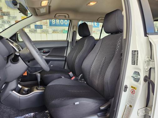 2013 Scion xD 10 Series