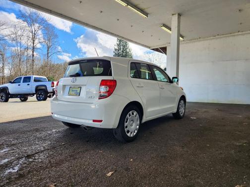 2013 Scion xD 10 Series