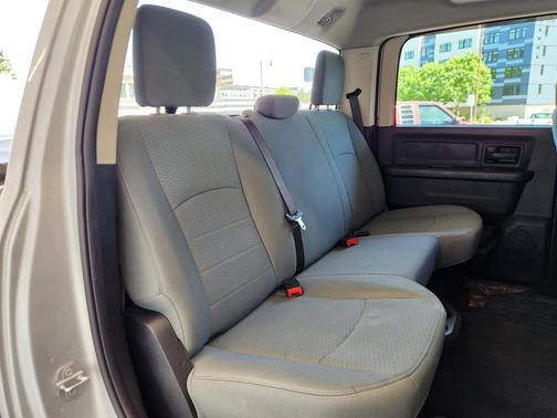 Bright Silver Metallic Clearcoat 2015 RAM 1500 Tradesman/Express