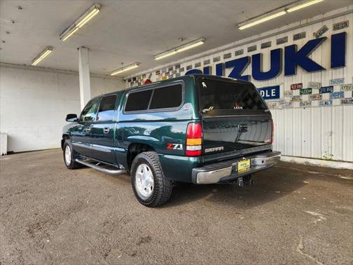 2005 GMC Sierra 1500 SLE Crew Cab
