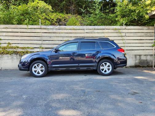 2013 Subaru Outback 3.6R Limited
