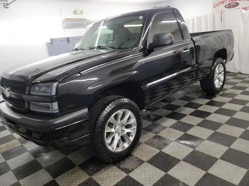 2004 Chevrolet Silverado 1500 Work Truck