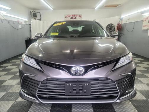 2021 Toyota Camry XLE