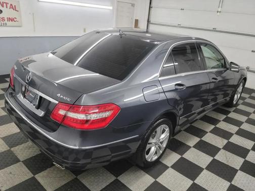 Gray 2010 Mercedes-Benz E-Class 4MATIC