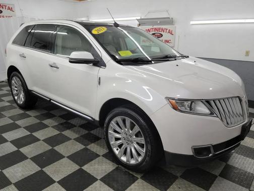 White Platinum Metallic Tri-Coat 2013 Lincoln MKX Base
