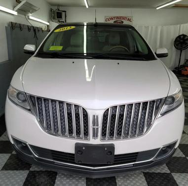 White Platinum Metallic Tri-Coat 2013 Lincoln MKX Base