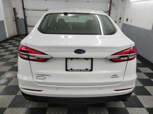 Oxford White 2020 Ford Fusion SE
