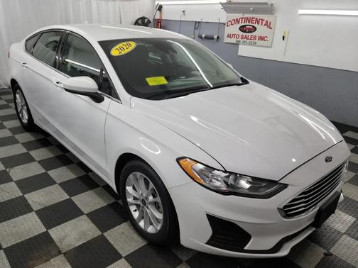 Oxford White 2020 Ford Fusion SE