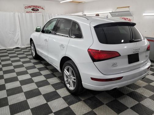 2017 Audi Q5 2.0T Premium Plus