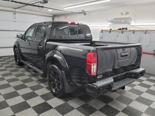 2021 Nissan Frontier SV