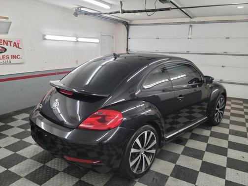 2014 Volkswagen Beetle DSG 2.0T R-Line w/Sound/Nav