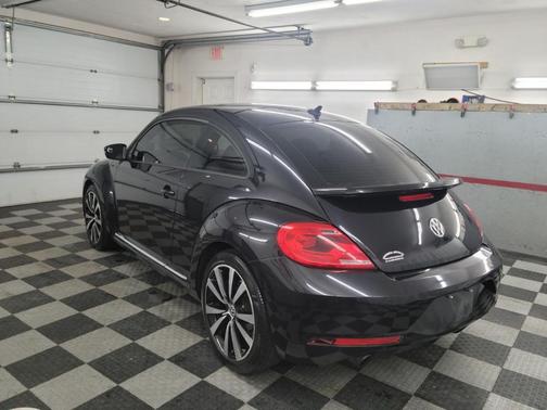 2014 Volkswagen Beetle DSG 2.0T R-Line w/Sound/Nav