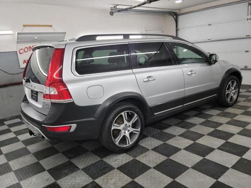 2015 Volvo XC70 T6 Premier Plus