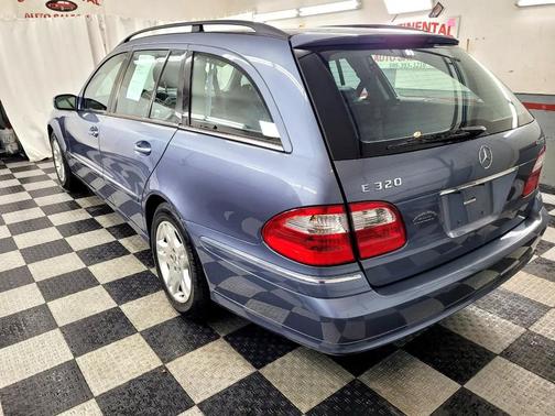 2004 Mercedes-Benz E-Class 4MATIC