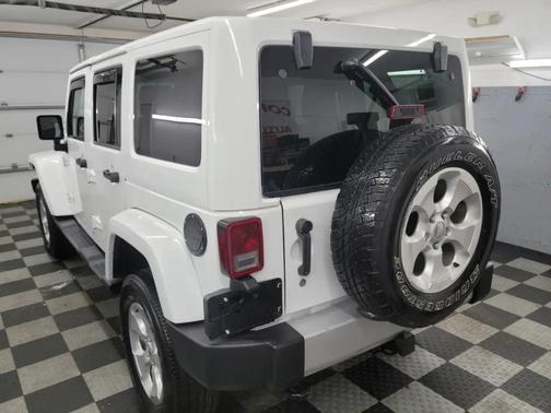 2013 Jeep Wrangler Unlimited Sahara