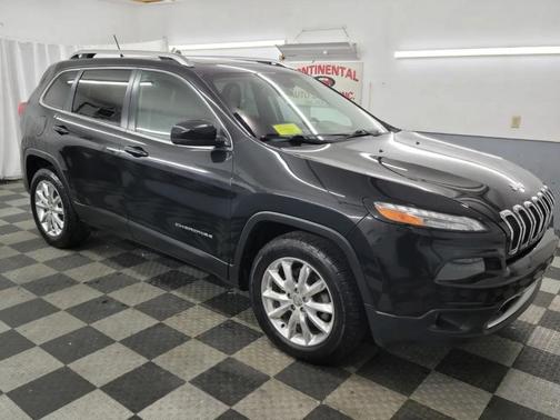 Brilliant Black Crystal Pearlcoat 2015 Jeep Cherokee Limited