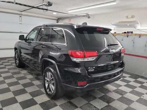 2020 Jeep Grand Cherokee Laredo