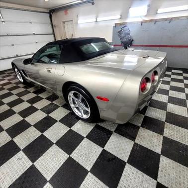2000 Chevrolet Corvette Base