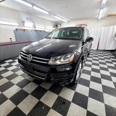 2012 Volkswagen Touareg VR6 Lux