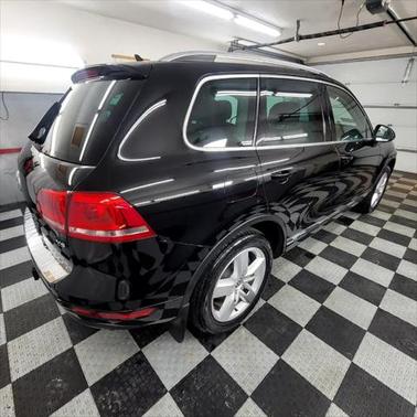 2012 Volkswagen Touareg VR6 Lux