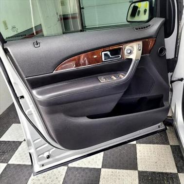 2011 Lincoln MKX Base