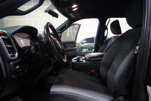 2021 RAM 2500 Tradesman Crew Cab 4x4 6'4' Box