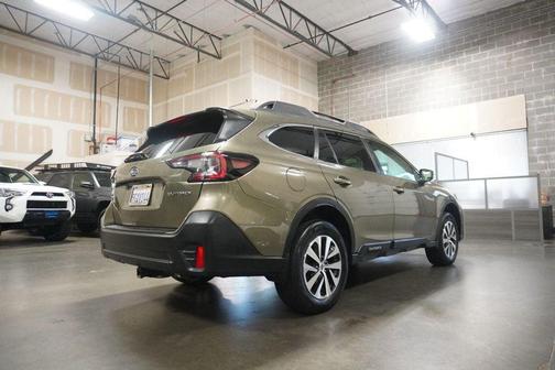 2020 Subaru Outback Premium