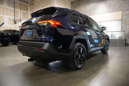 2019 Toyota RAV4 Hybrid XLE