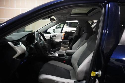 2019 Toyota RAV4 Hybrid XLE