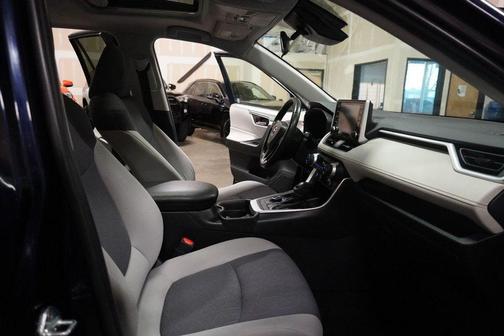 2019 Toyota RAV4 Hybrid XLE