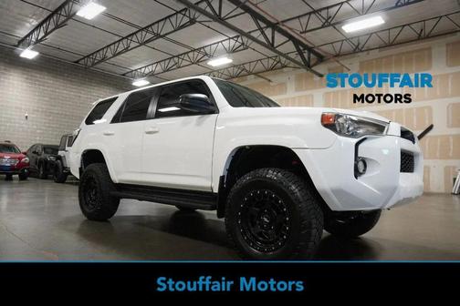 Super White 2016 Toyota 4Runner SR5 Premium
