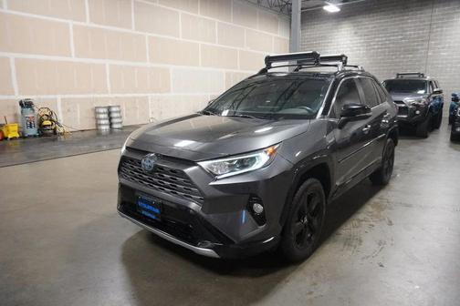 2019 Toyota RAV4 Hybrid SE