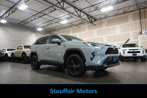 2020 Toyota RAV4 Hybrid XLE